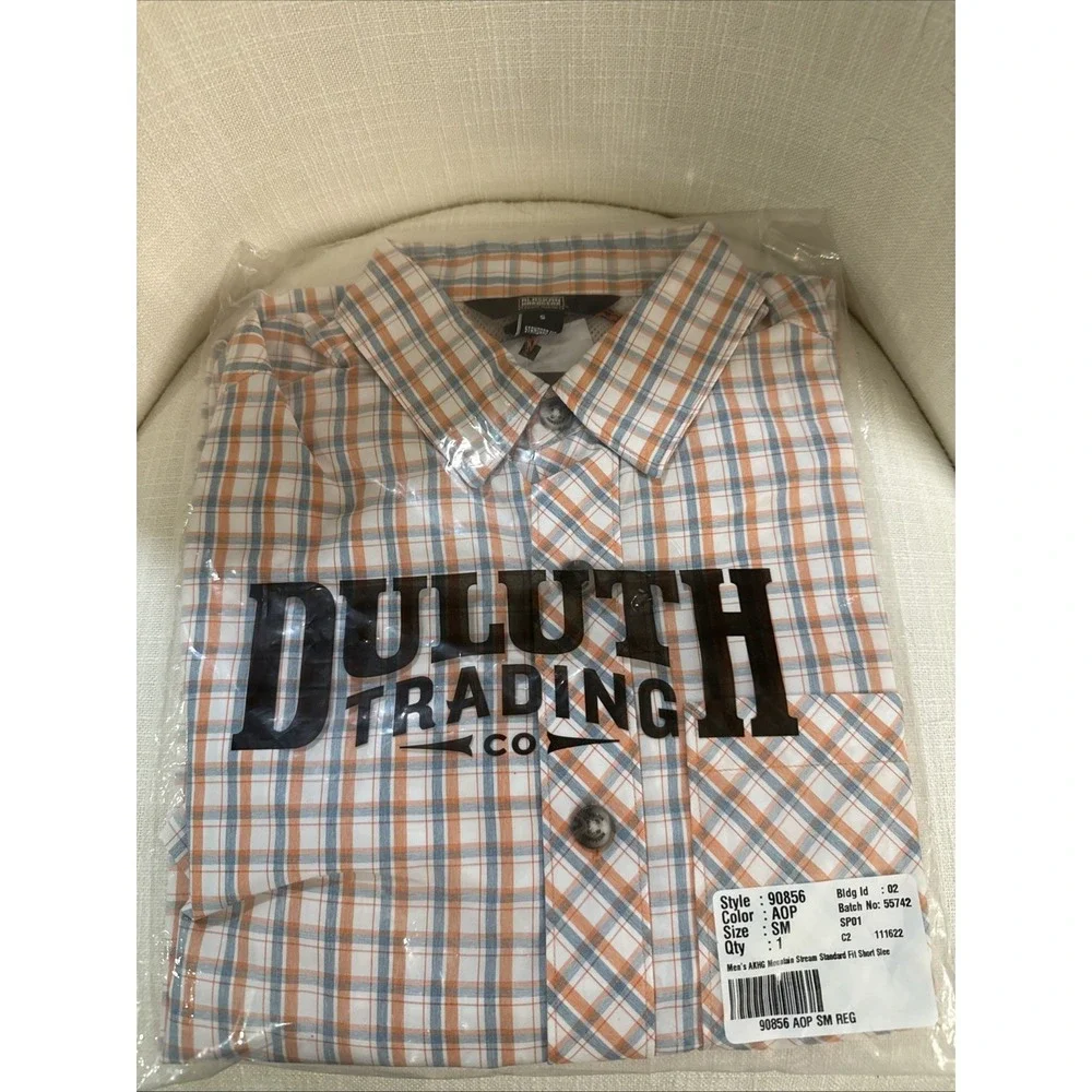 Duluth Trading Co Men's Small Short Sleeve Plaid‎ Button Down Shirt Standard Fit
